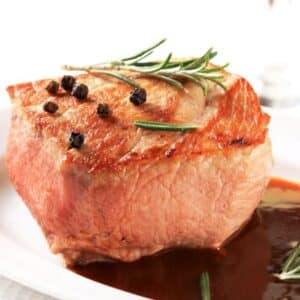 2-Plat- Filet Mignon de Porc Sauce Madère